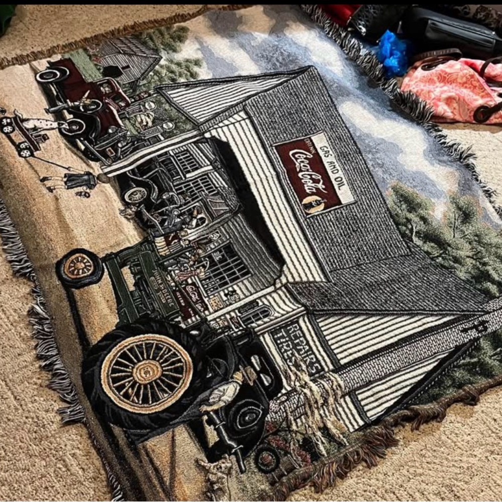 Coca-Cola Nostalgic Garage Throw with Red Accents
